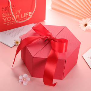 Customized Design Factory Produce Paper Hexagon Essential Oil Box