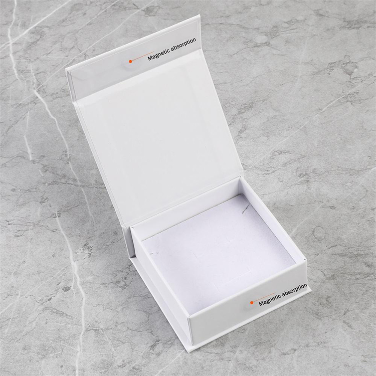 8.navy blue paper jewelry box