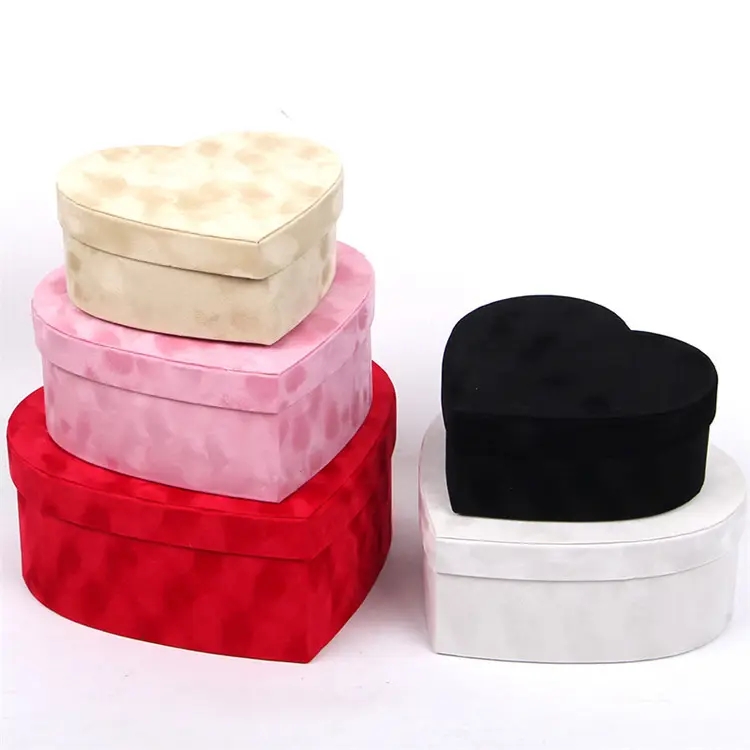 Velvet Heart Shape Flower Box